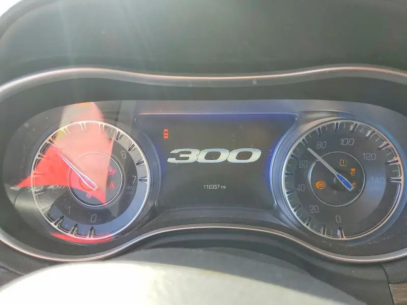 2016 CHRYSLER 300 LIMITED  