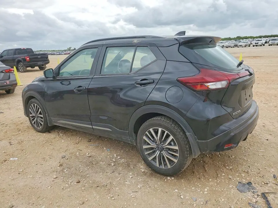 2024 NISSAN KICKS SR  