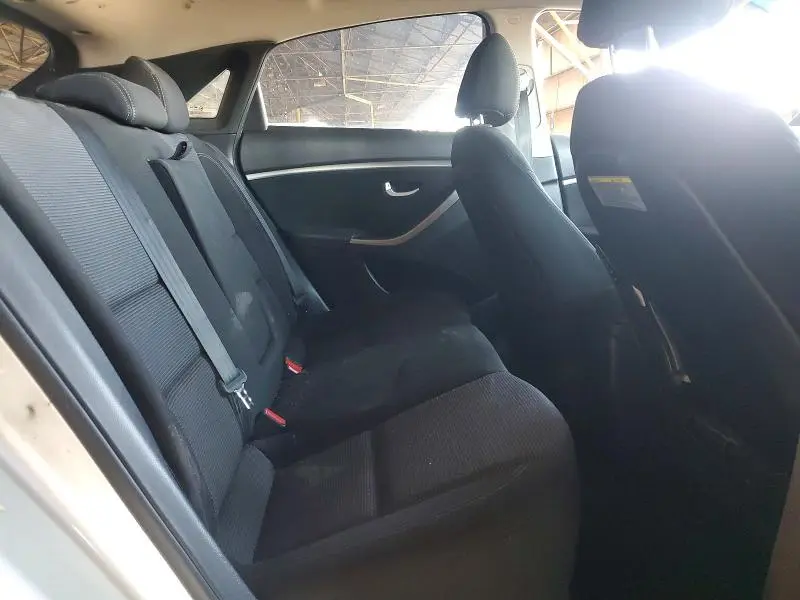 2013 HYUNDAI ELANTRA GT BASE  