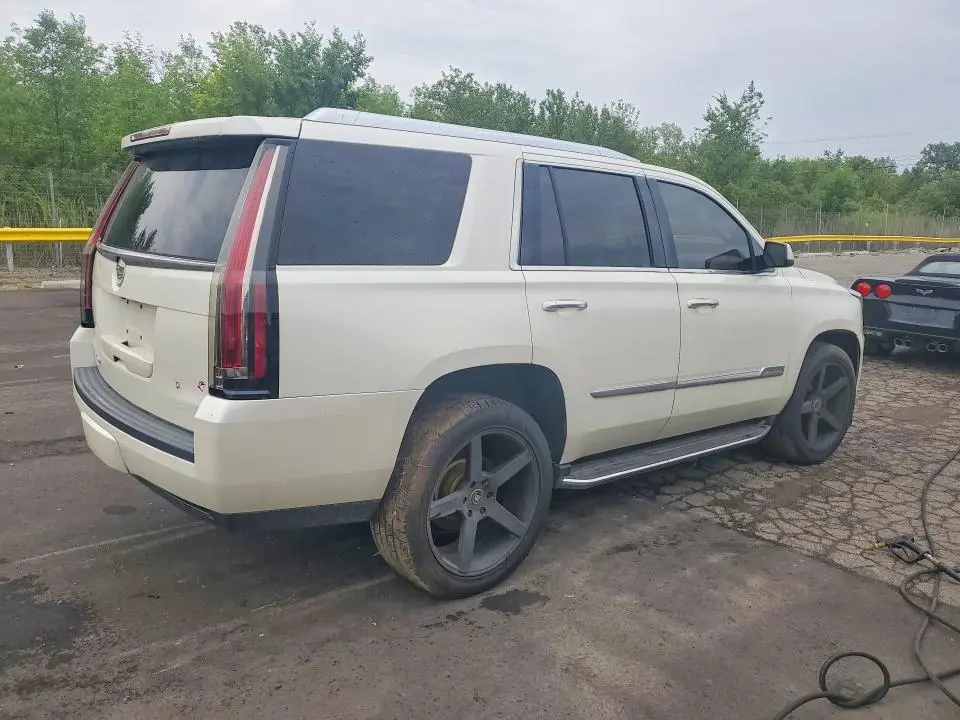2015 CADILLAC ESCALADE LUXURY  