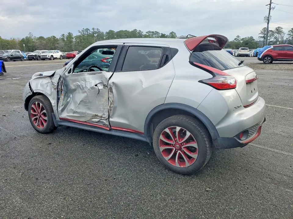2015 NISSAN JUKE SL  