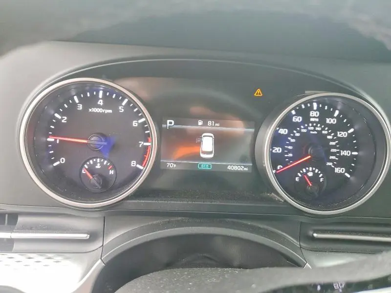 2023 KIA CARNIVAL LX  