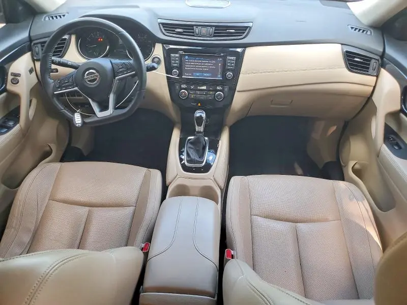 2017 NISSAN ROGUE SL  