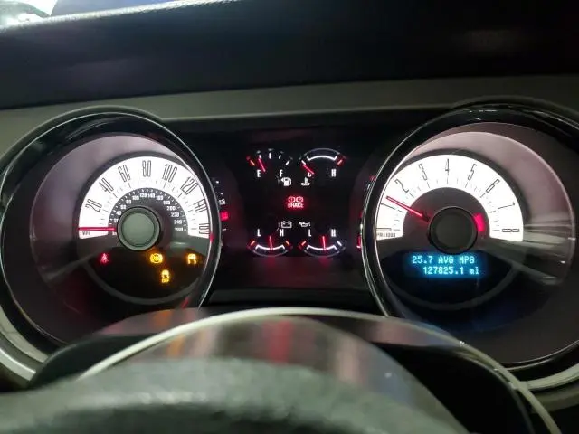 2011 FORD MUSTANG   