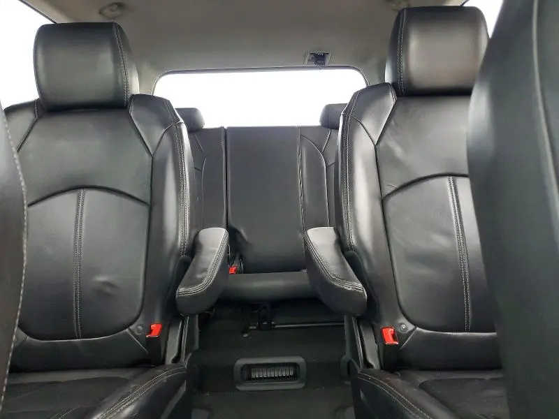 2014 GMC ACADIA SLT-2  
