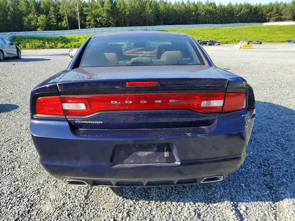 2013 DODGE CHARGER SE  