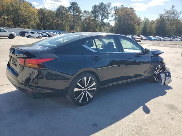 2022 NISSAN ALTIMA SR  