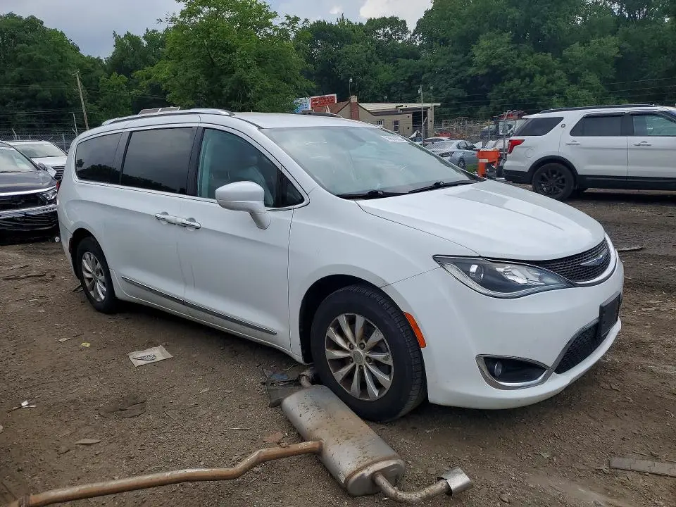 2019 CHRYSLER PACIFICA TOURING L  