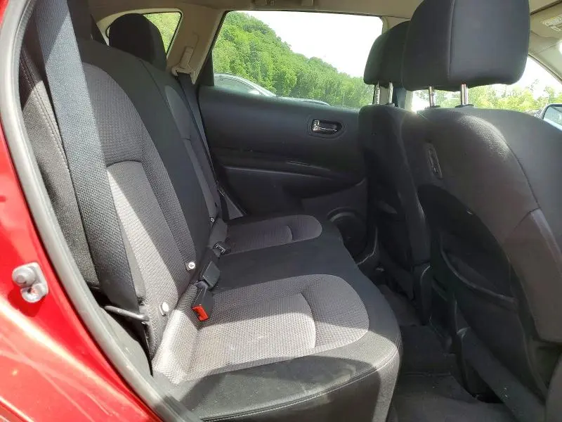 2011 NISSAN ROGUE S  
