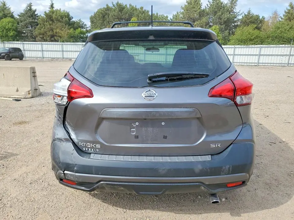 2019 NISSAN KICKS SR  