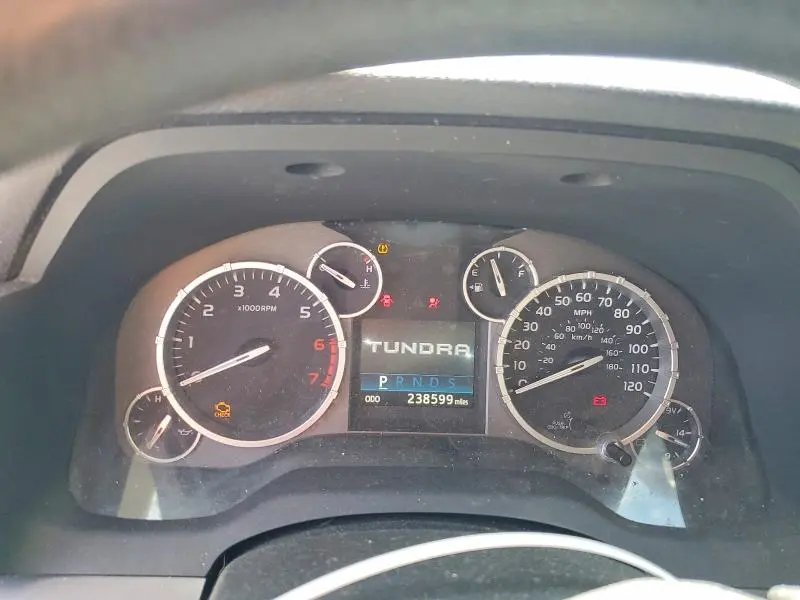 2014 TOYOTA TUNDRA SR5  