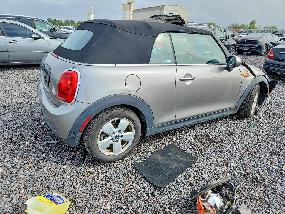 2019 MINI COOPER   