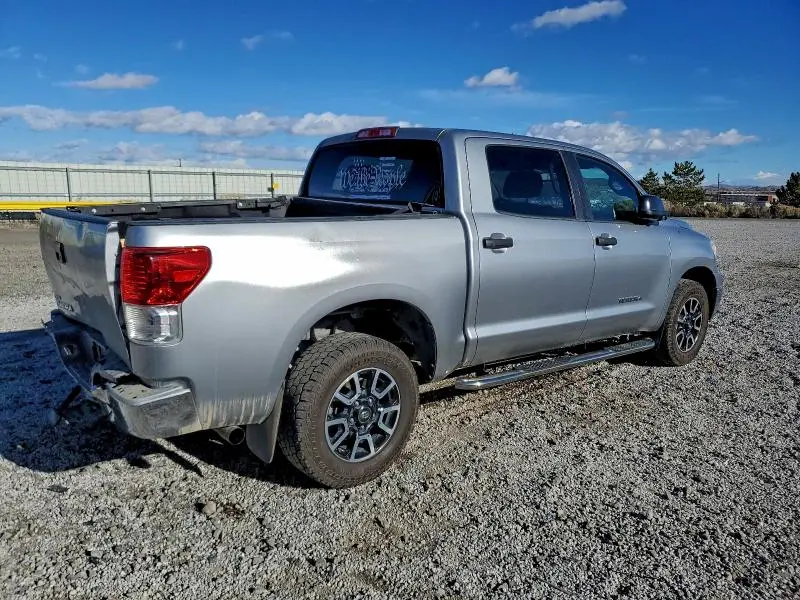 2013 TOYOTA TUNDRA CREWMAX SR5  