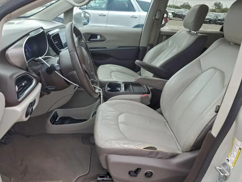 2017 CHRYSLER PACIFICA TOURING L  