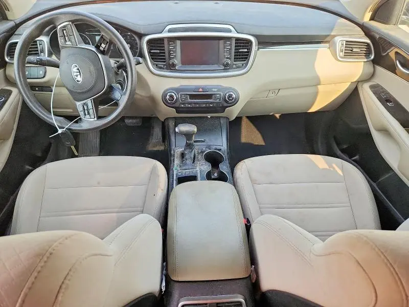 2019 KIA SORENTO LX V6  