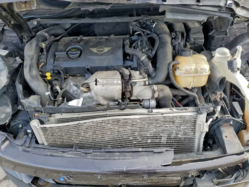 2013 MINI COOPER S  