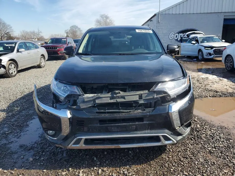 2019 MITSUBISHI OUTLANDER SE  