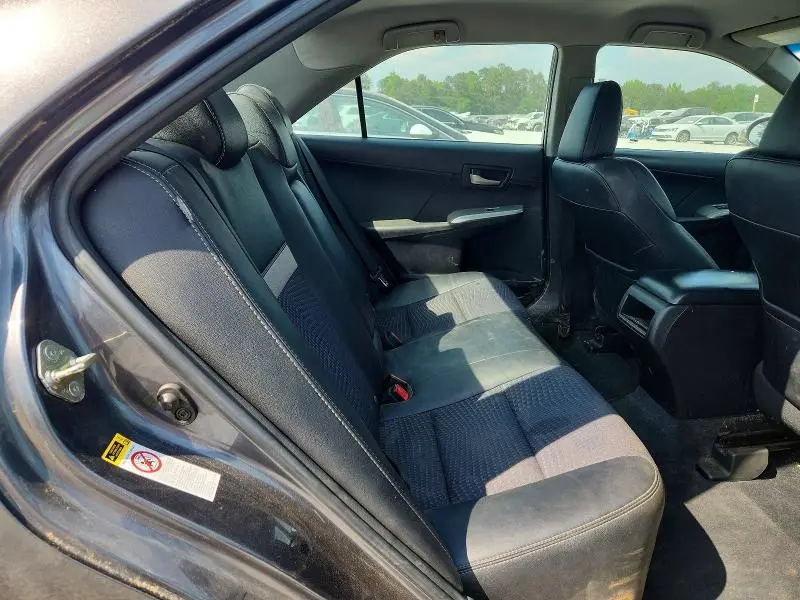 2013 TOYOTA CAMRY SE  