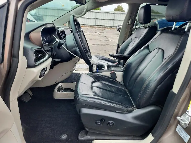 2017 CHRYSLER PACIFICA TOURING L  