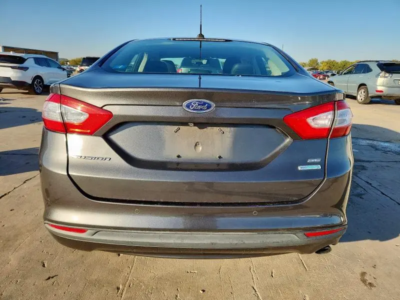 2016 FORD FUSION SE  