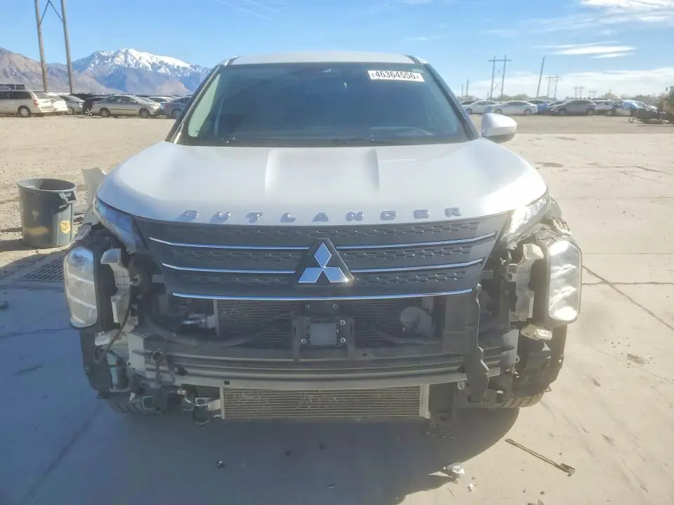 2022 MITSUBISHI OUTLANDER ES  