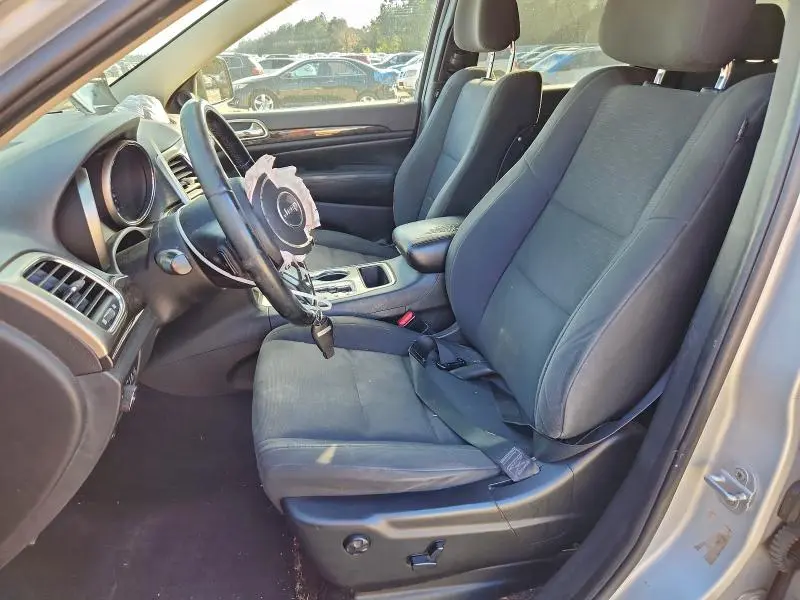 2011 JEEP GRAND CHEROKEE LAREDO  