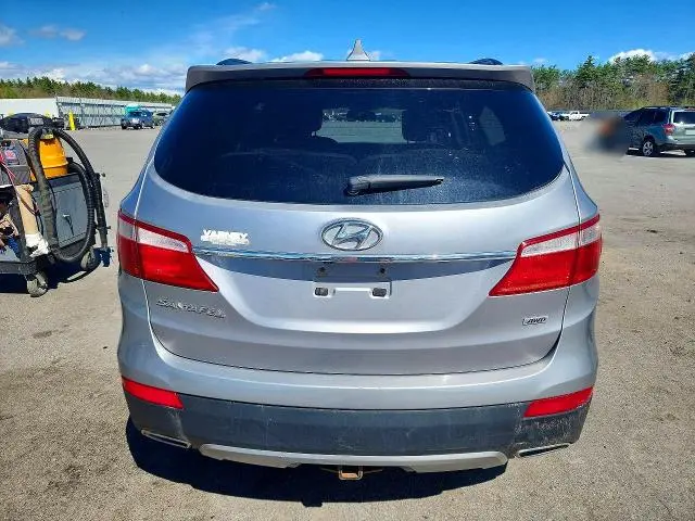 2016 HYUNDAI SANTA FE SE  
