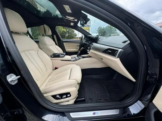 2018 BMW 530XE 