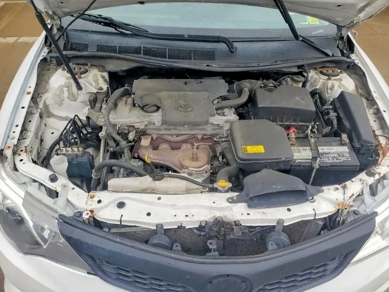 2012 TOYOTA CAMRY SE  