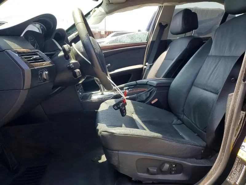 2010 BMW 528 I  