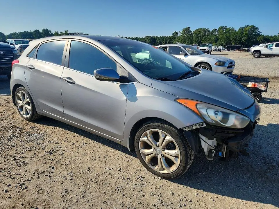 2013 HYUNDAI ELANTRA GT BASE  