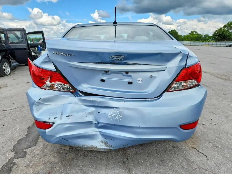 2012 HYUNDAI ACCENT GLS  