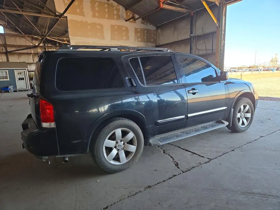 2011 NISSAN ARMADA SV  