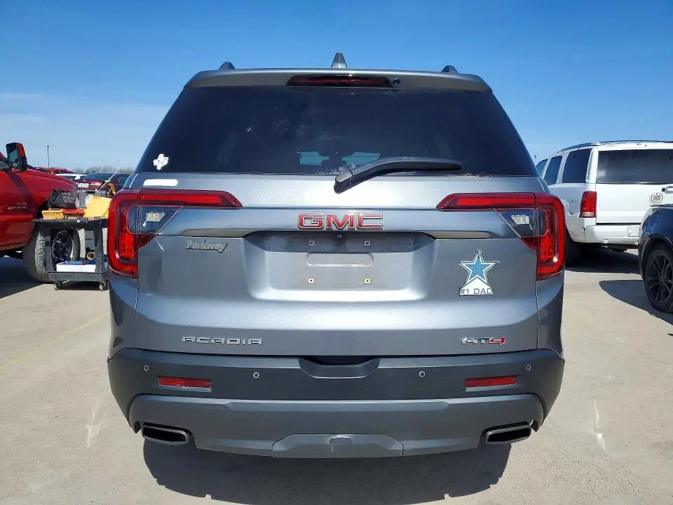 2021 GMC ACADIA AT4  