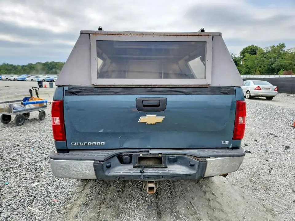 2010 CHEVROLET SILVERADO K1500 LS  