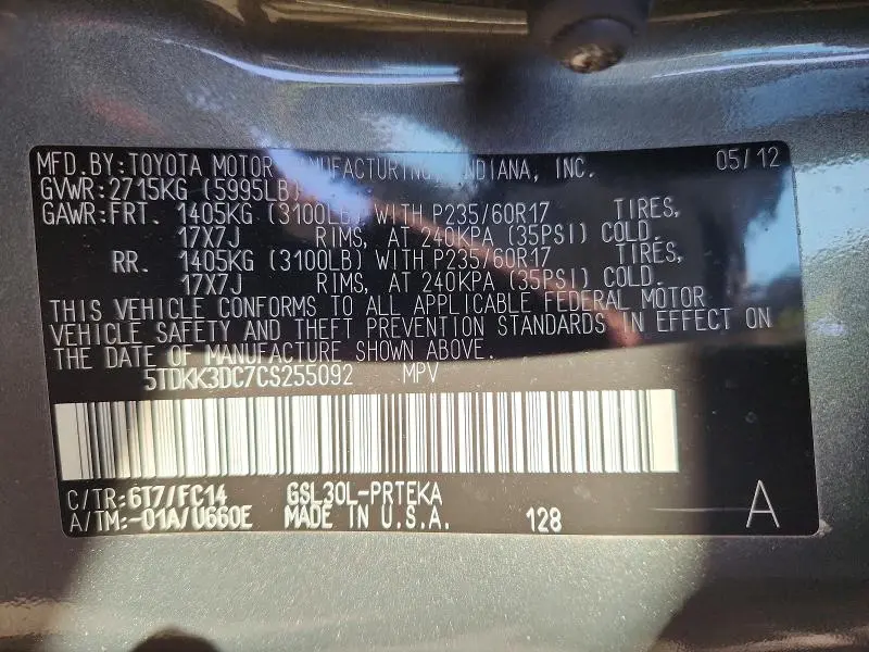 2012 TOYOTA SIENNA LE  