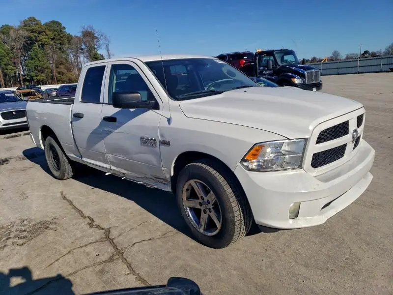 2013 RAM 1500 ST  