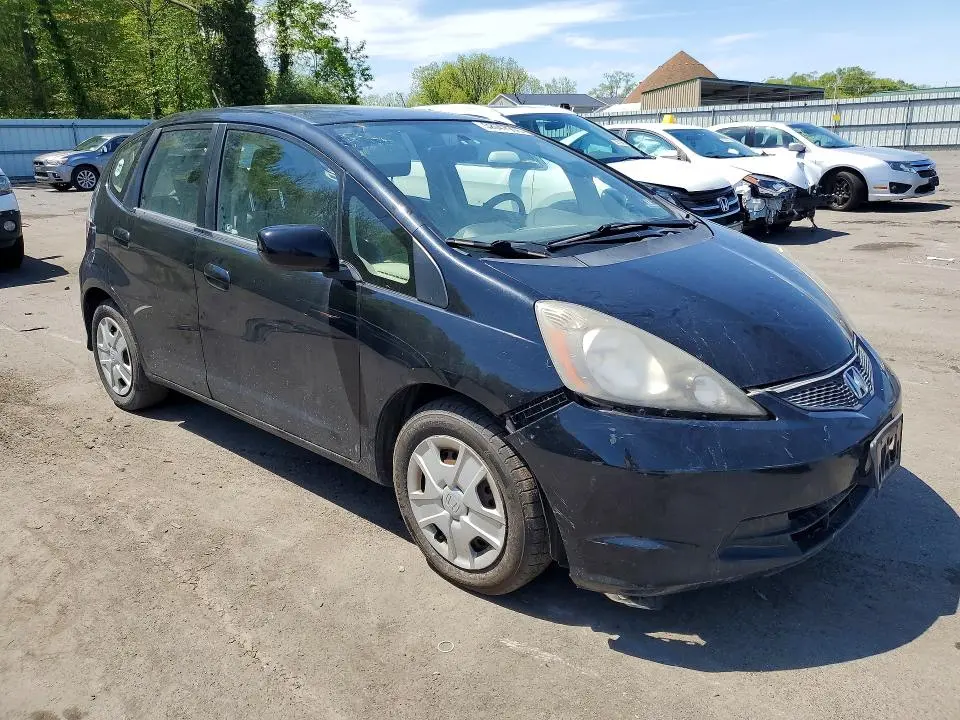 2013 HONDA FIT   
