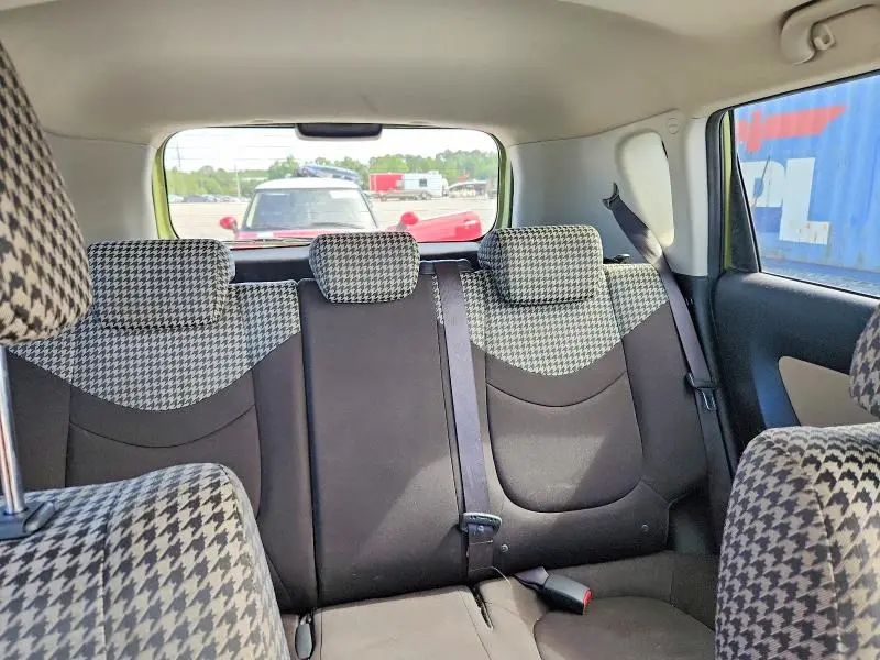 2010 KIA SOUL +  