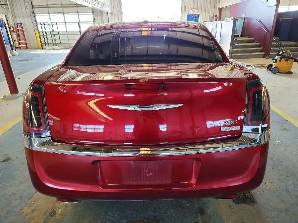2012 CHRYSLER 300   