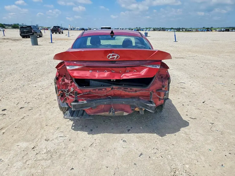 2021 HYUNDAI ELANTRA SEL  
