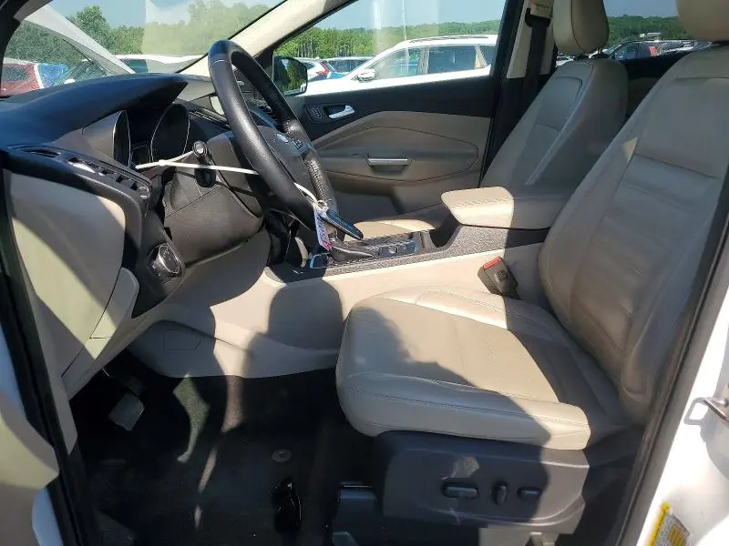 2019 FORD ESCAPE TITANIUM  