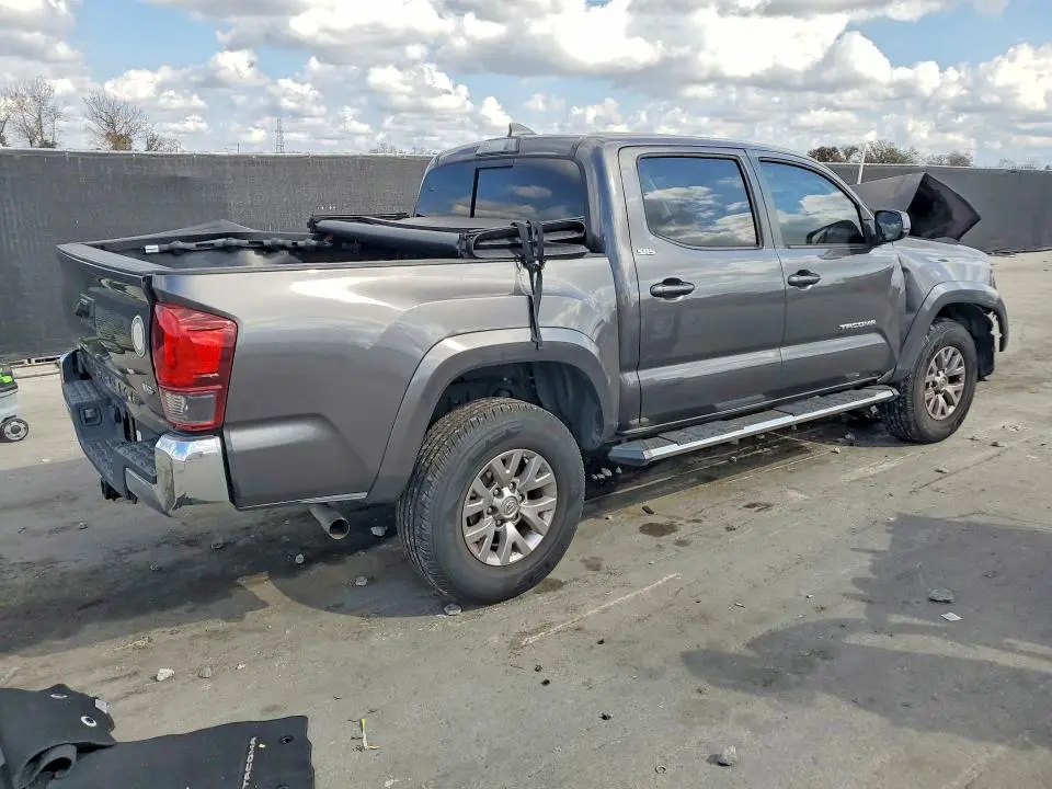 2018 TOYOTA TACOMA SR5 V6  