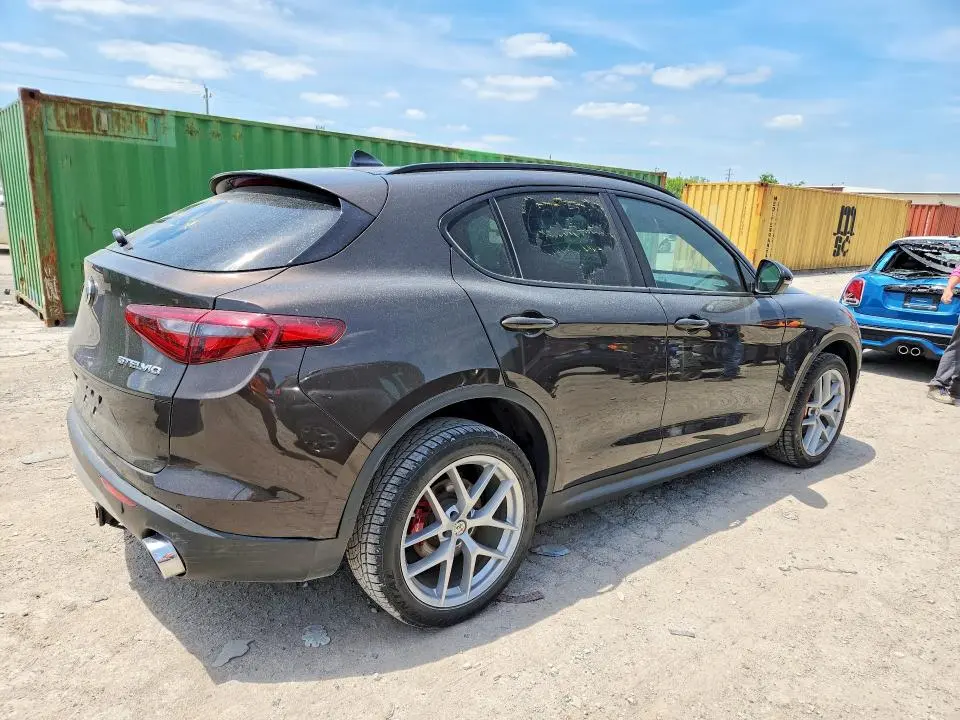2018 ALFA ROMEO STELVIO TI SPORT  