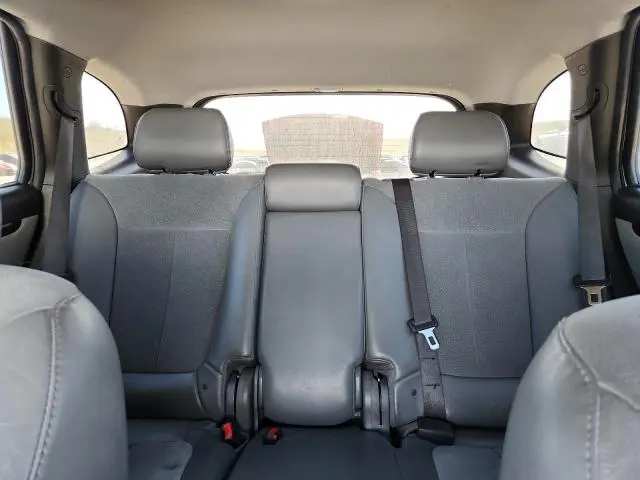 2012 HYUNDAI SANTA FE SE  