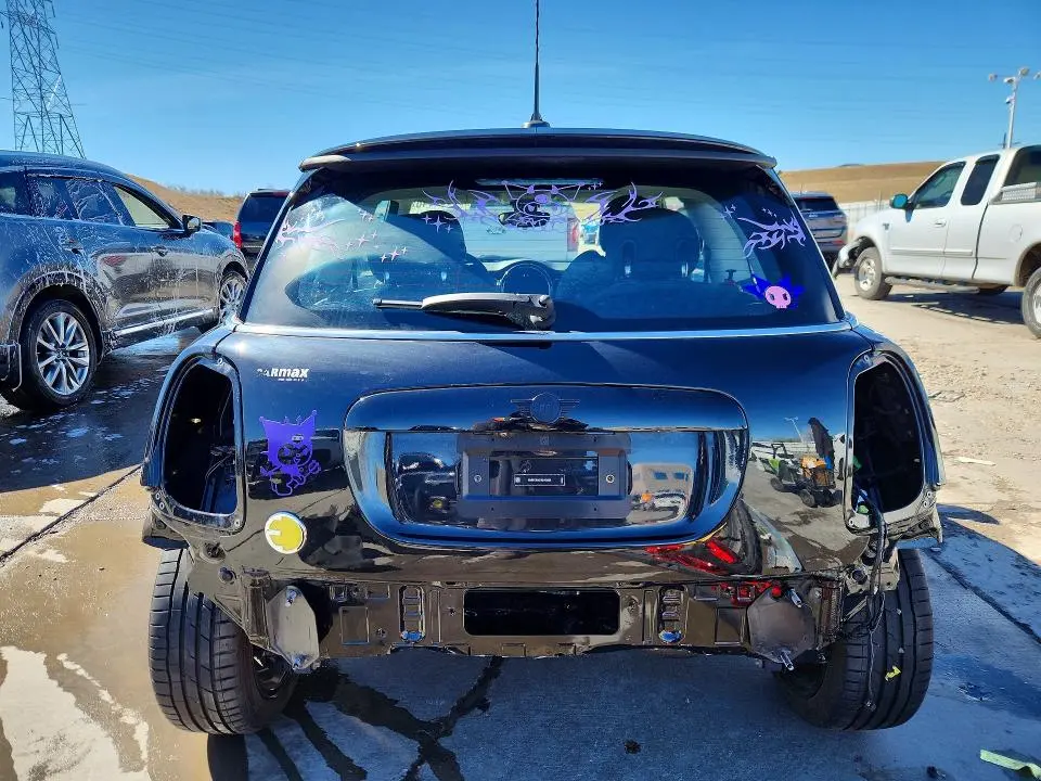 2024 MINI COOPER SE  