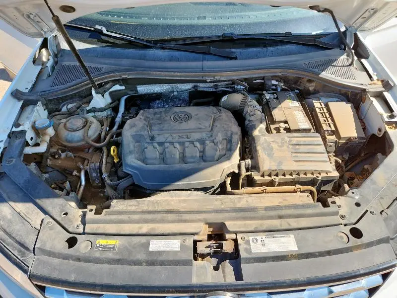 2018 VOLKSWAGEN TIGUAN SE  