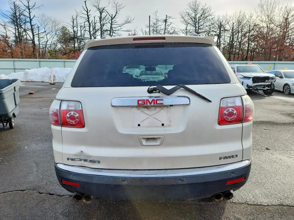 2012 GMC ACADIA SLT-1  