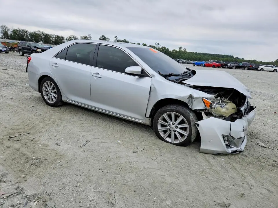 2014 TOYOTA CAMRY   