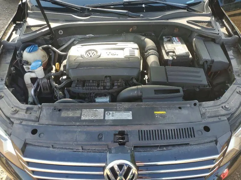2015 VOLKSWAGEN PASSAT S  